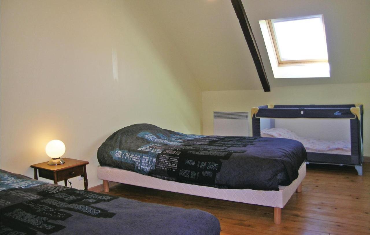 Amazing Apartment In Roz-Landrieux With Kitchen Exteriör bild